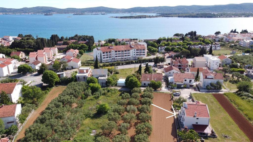 Apartments Marina Sveti Filip i Jakov Exterior photo